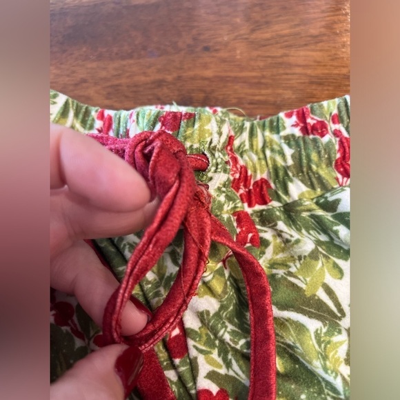 SweetHoney red green 2 piece button up pajamas - Picture 3 of 8